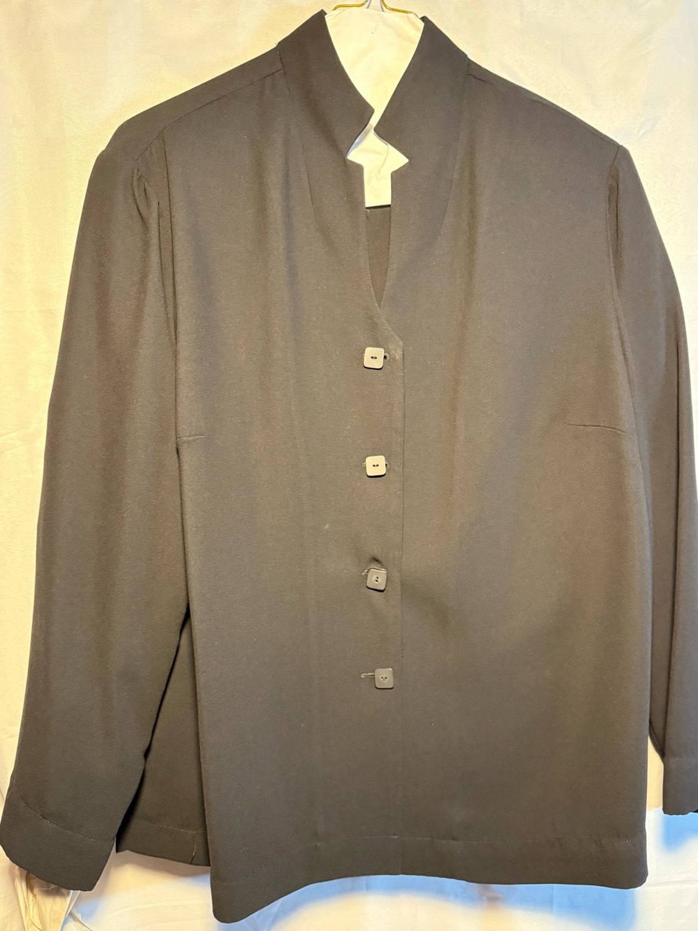 Liz Claiborne Classic Women's Black Button-Front Coat Jacket 2X w/pant is 3X